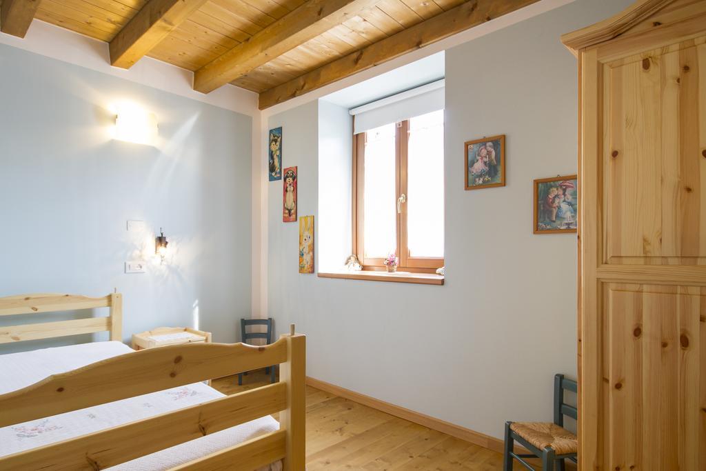 فيلا Casa Delle Noci Grimacco الغرفة الصورة